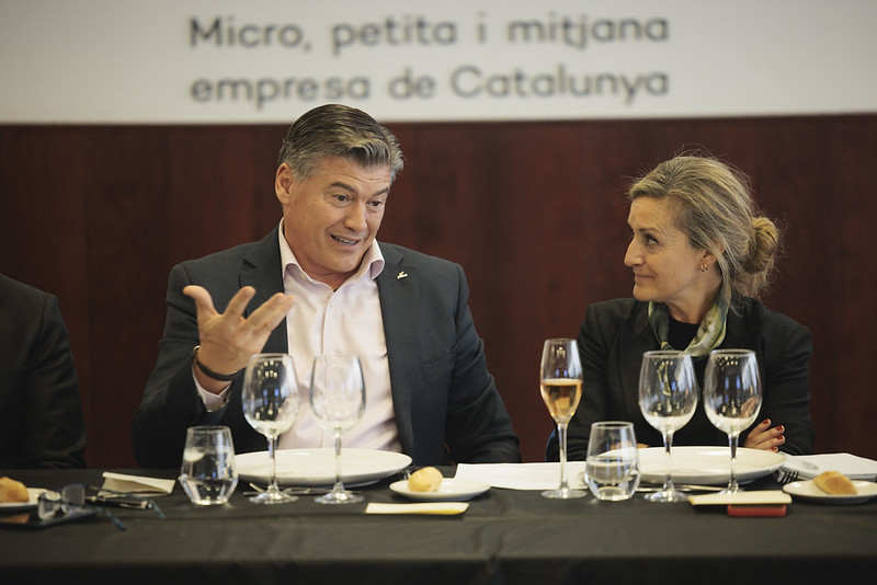 Dinar de treball entre el Comitè Executiu de PIMEC i la direcció del Diari ARA